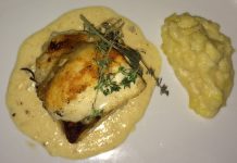 Monica and Bellucci Berlin or „When I eat with my friends, it is a moment of real pleasure, when I really enjoy my life“