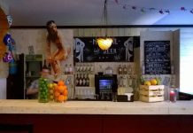 Pop into the pop-up Mezcal-Bar in Berlin-Mitte for the real stuff without the worm