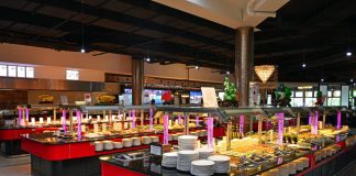 When flames rise up in Zhou`s Five at Victoria Centre Berlin then fresh meat is grilled in front of the guests