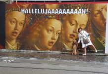 What a snap: With dog and “Hallelujaaaaaaaaah!”“