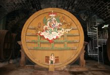 Cheers for Fürstenfass, the princely barrel! – The Hohenlohe winery is celebrating its 70th birthday this summer