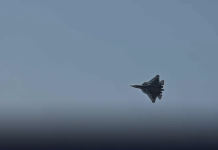 Aero-India air show – Russian fighter jet “destroys” US competitor
