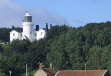 Tell me where the weather station in Lowestoft is. Where have more than 100 weather stations gone? What happened?