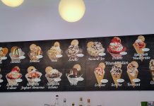Ice cream sundaes and espresso at Il Gelataio, a small ice cream parlor facing the large Volkspark Friedrichshain